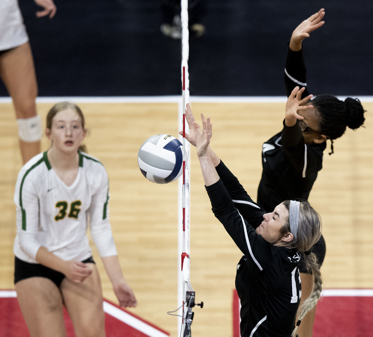 Gretna vs. Papillion-La Vista South, 11.9